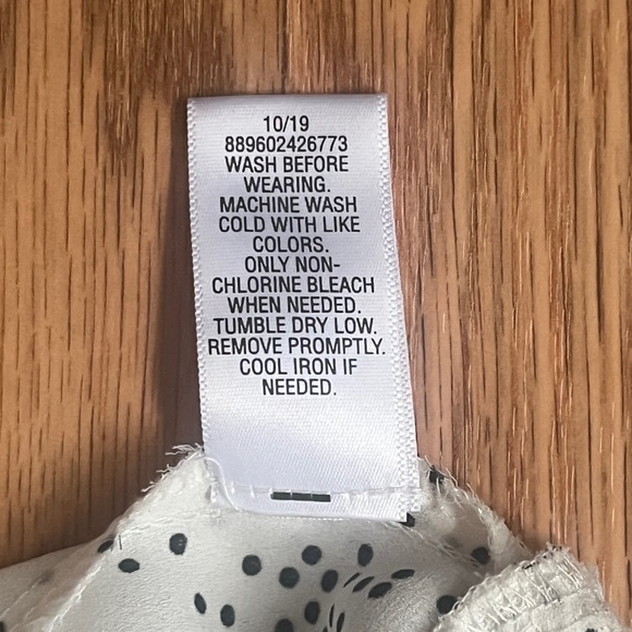 NWOT - Sheer Puffy Sleeve Smocked Crop Top Blouse - Size Small - Picture 5 of 5